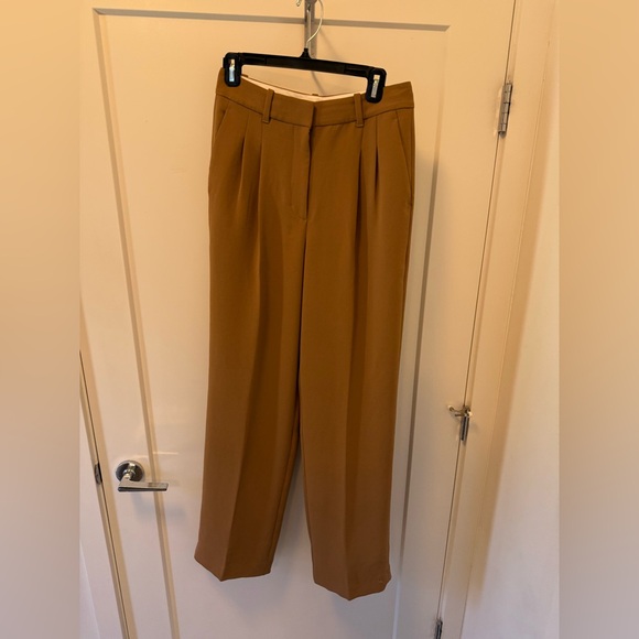 Wilfred Pants - Aritzia Wilfred Effortless Pant size 6 tan